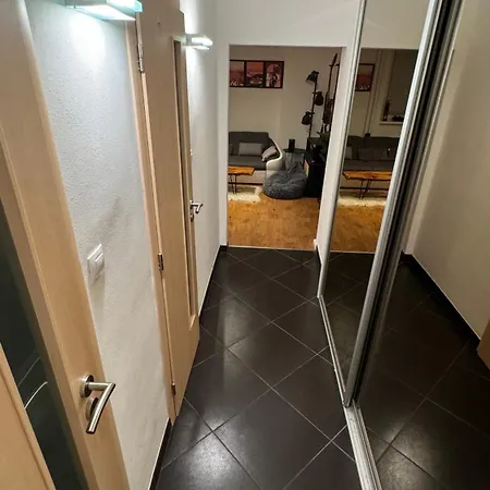 Parkside Modern Haven - Spacious & Serene In Koszyce